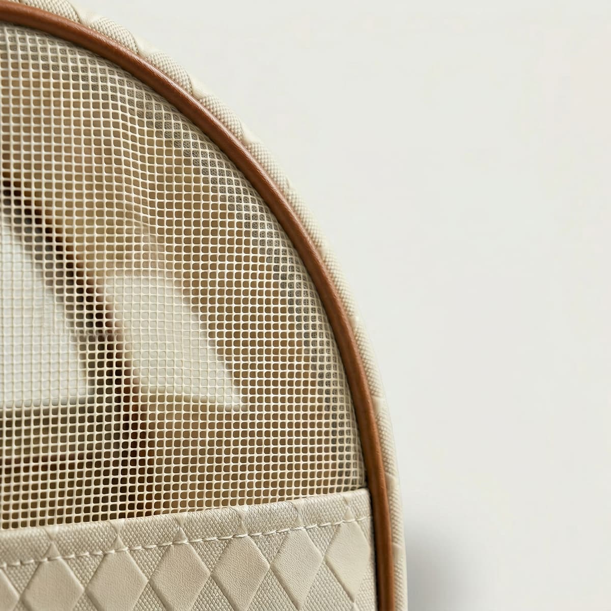 The Woven Sanctuary | Breathable Fluted Window Bird Carrier