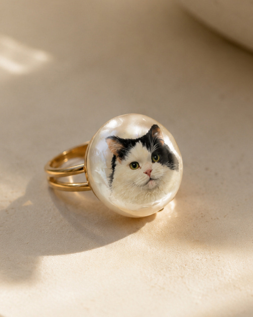 Custom cat portrait hand-painted on adjustable baroque pearl ring